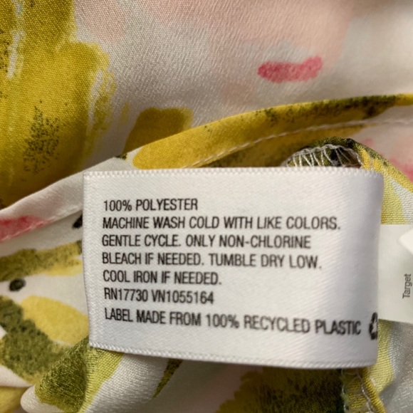 Floral Top - Picture 5 of 5